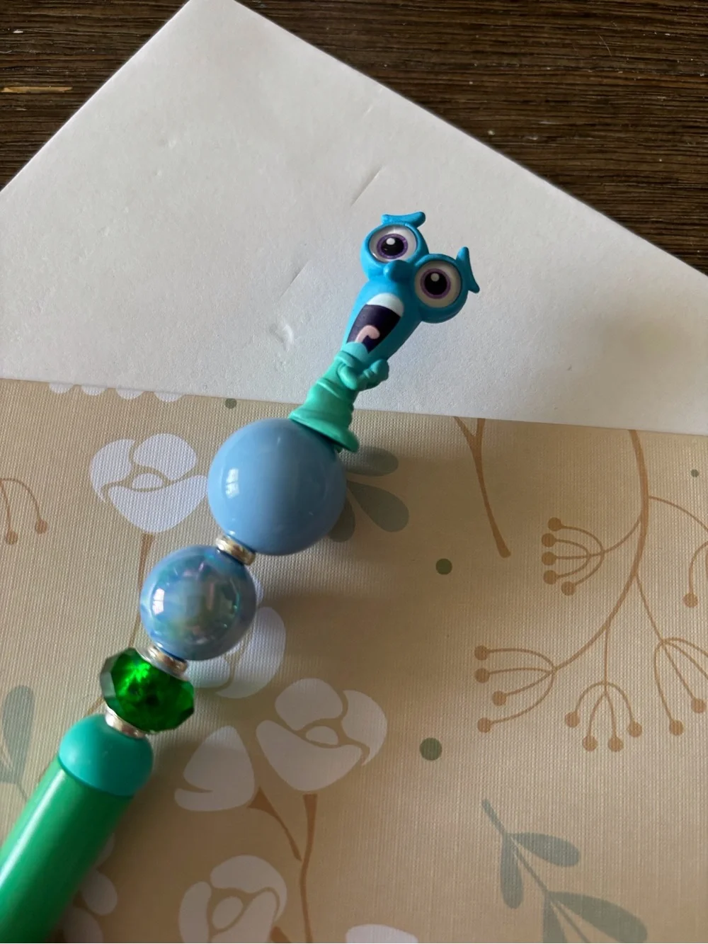 Disney Doorables: Inside Out: Fear dual color handmade beaded pen